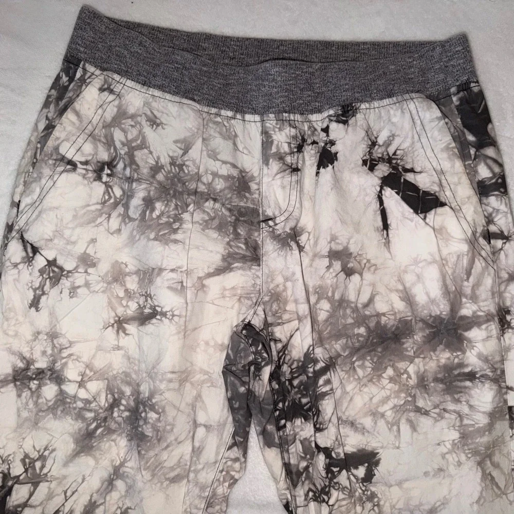 Cabi Tie Dye Joggers Pants Black White Gray Waistband 5075 Womens Medium